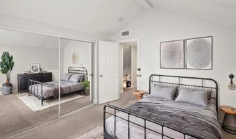 245 FESTIVAL Dr, Oceanside, CA 92057