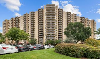 203 YOAKUM Pkwy 1406, Alexandria, VA 22304