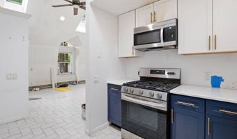 7 Page Rd, Bedford, MA 01730