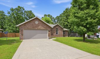 1027 Nickolas St, Aurora, MO 65605