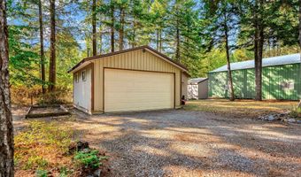 8599 E Apache Trl, Athol, ID 83801