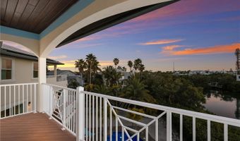 313 HAMMOCK Cir, Anna Maria, FL 34216