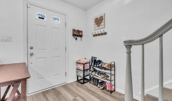 86 Bradford Ct, Aberdeen, NJ 07747