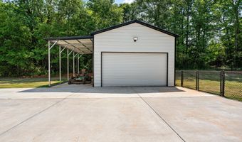 425 Dean Rd, Barnesville, GA 30204