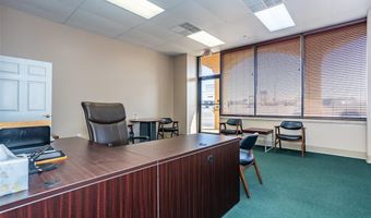 94 Northport Dr, Alton, IL 62002