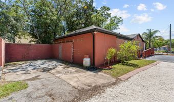 1887 MAYPORT Rd, Atlantic Beach, FL 32233
