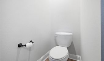 880 Leeward Dr, Biloxi, MS 39532
