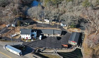 825 Scenic Hwy 4, Bourne, MA 02532