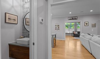 14469 St Andrews Ln, Ashland, VA 23005