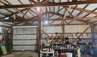 819 E Washington Ave, Ava, MO 65608