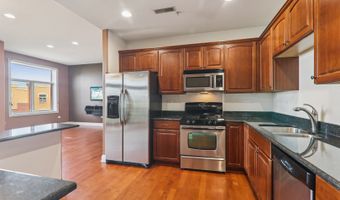1200 N Foxdale Dr 312, Addison, IL 60101