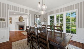 16 Blueberry Hill Rd, Bridgewater, CT 06752