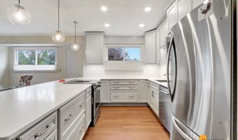 7031 Cheryl St, Anchorage, AK 99518