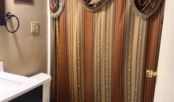 2031 Hillside Ter, Akron, OH 44305
