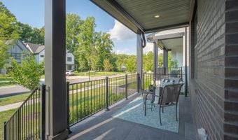 6908 GREYSWOOD Rd, Bethesda, MD 20817