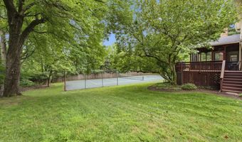 8004 SPLIT OAK Dr, Bethesda, MD 20817