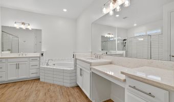 830 MANNS HARBOR Dr, Apollo Beach, FL 33572