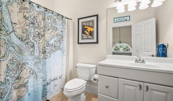 30 Dolphin Point Dr, Beaufort, SC 29907