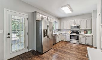 156 GROVE HILL Dr, Alabaster, AL 35007