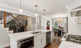 1726 Brookstone Way NW, Acworth, GA 30101