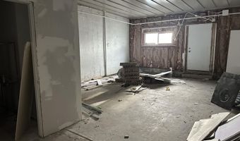 2992 East St, Anderson, CA 96007