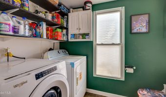 35 Grand St, Amsterdam, NY 12010