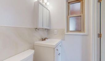 1701 Hoffman Dr NE, Albuquerque, NM 87110