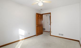 545 Moonglow Ln, Indianapolis, IN 46217