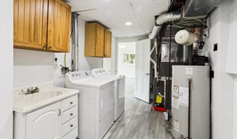 9915 ASHBURTON Ln, Bethesda, MD 20817