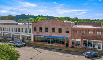 211 Washington Ave, Athens, TN 37303