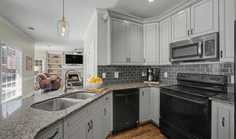 1025 Fairwood Ct NW, Acworth, GA 30101