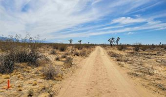 38 Beaver Rd, Adelanto, CA 92301