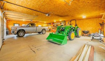 2433 Southfork Rd, Cody, WY 82414