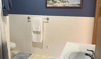 1312 Sunnyside Ln, Atlantic, IA 50022