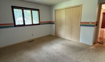 1902 E Lucas St, Algona, IA 50511