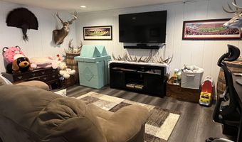 3 G Ave W, Albia, IA 52531