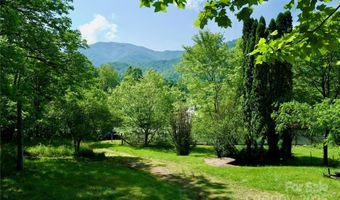 38 Buchanan Hill Rd, Bakersville, NC 28705