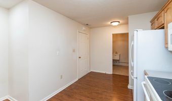 225 Waterford Ct, Avon, IN 46123