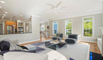 5604 HOOVER St, Bethesda, MD 20817