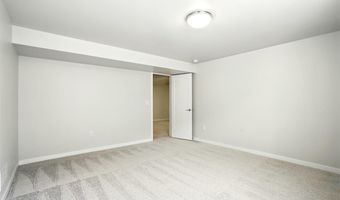 2203 Oak Terrace Ave, North Liberty, IA 52317