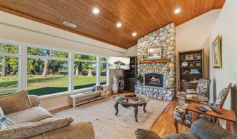 54601 WINTERBERRY Dr, Bandon, OR 97411