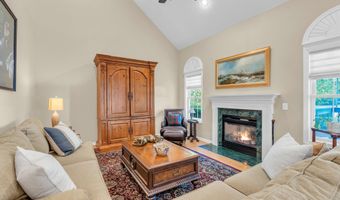 22 Woodland Ave, Manasquan, NJ 08736