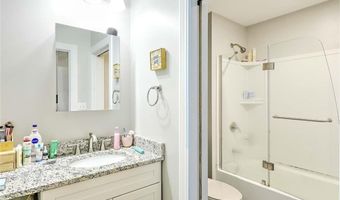 187 Washington Rd, Barrington, RI 02806