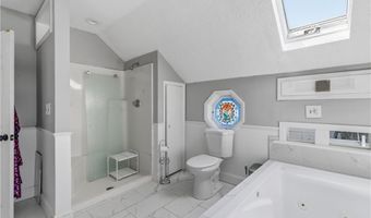 25 Hoppin Ave, East Providence, RI 02915