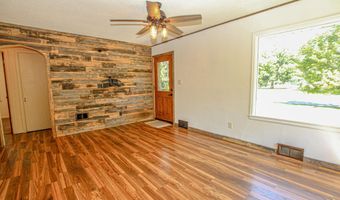 822 Westwood Dr SW, Alexandria, MN 56308