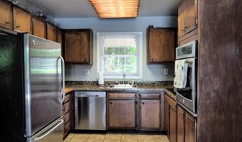 12008 ROCKLEDGE Dr, Bowie, MD 20715