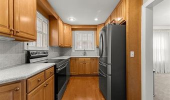 15264 Harrison Ave, Allen Park, MI 48101