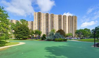 203 YOAKUM Pkwy 910, Alexandria, VA 22304