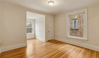 784 Howard Ave 2Nd Floor, Bridgeport, CT 06605