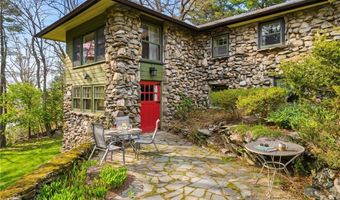 10 Hamilton Hl, Glocester, RI 02829